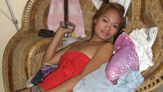 Super hot Filipina babe in stockings gets her pretty pussy stuffed by lucky old foreign dude